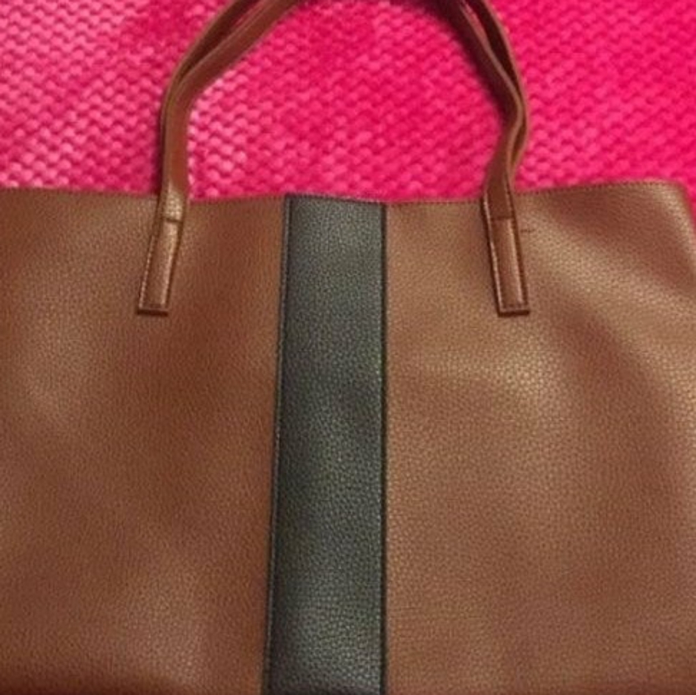 Vince camuto luck tote